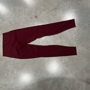 Burgundy lulu lemon woman’s size 6 leggings